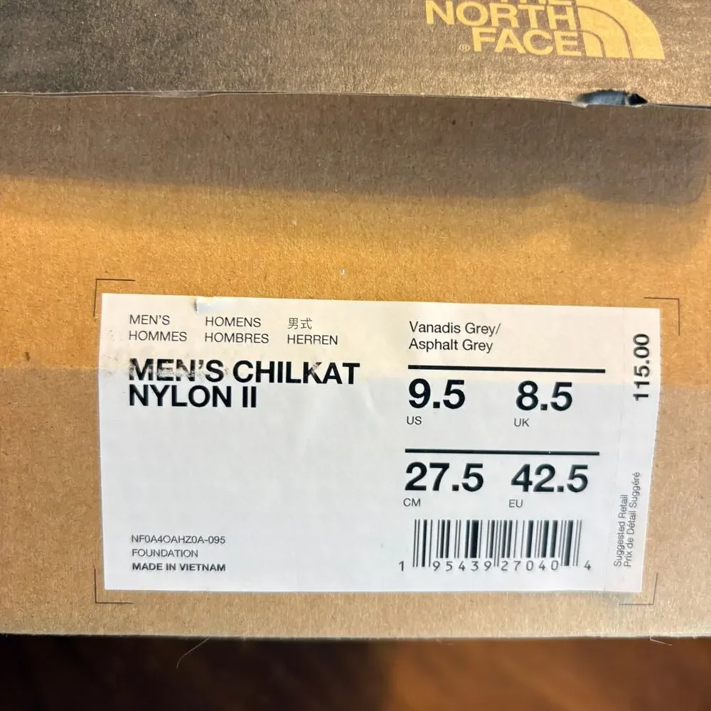 North Face Mens Chilkat Nylon II Boots 9.5 Gray NWT Snow Rain Hike Camp Outdoor